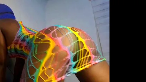I watched my big ass step mom twerk woww she made me hard and cum