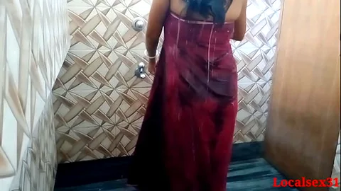 Mature Indian Webcams - Bengali Desi Bhabi Bathroom