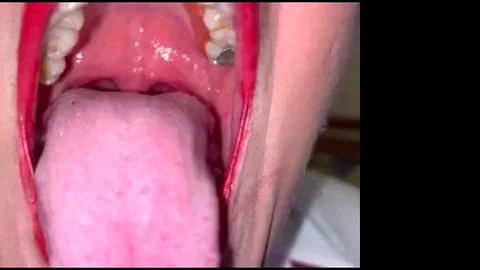 Milf bbw Goddess swallow gummy bears