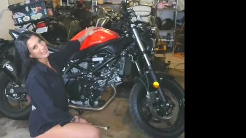 Motorcycle Mechanic asks for another form of payment (...