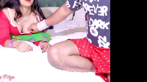 Priya desi Stepmom Hot Talks and Gets Naked to Romance with Hindi...
