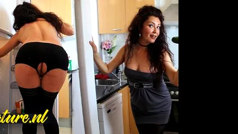 Spanish MILF Zazel Paradise Was Looking For a Big Vegetable