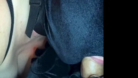 Velvet Blowjob whith cum
